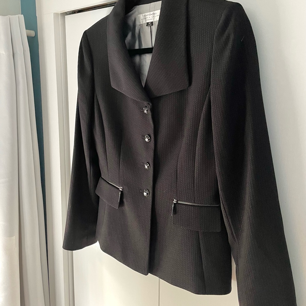 Tahari Arthur Levine Pantsuit (Never-Worn)